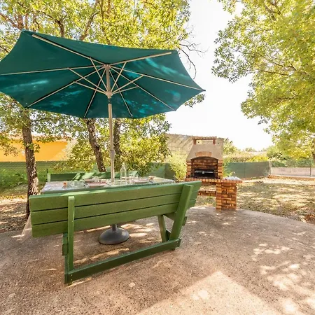 L'oustaou Dou Verdoun - Avec Grand Jardin Holiday home *